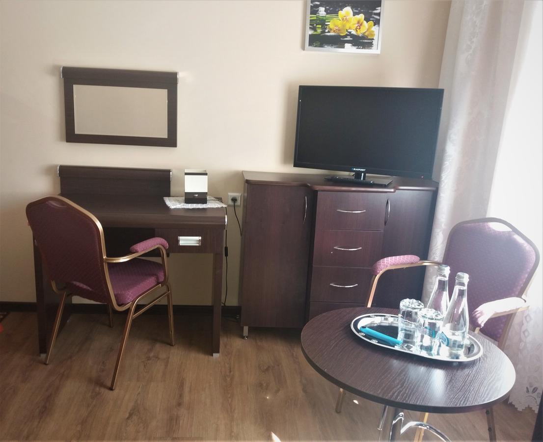 Hotel Skarpa Сейни Екстер'єр фото