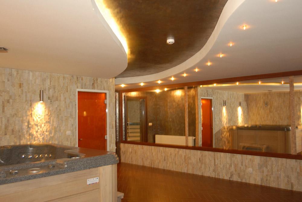 Hotel Skarpa Сейни Екстер'єр фото